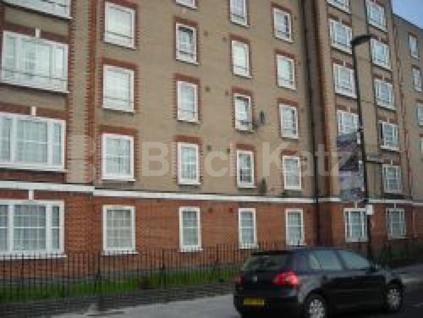 			new instruction, 3 Bedroom, 1 bath, 1 reception Flat			 Islip Street, Kentish Town